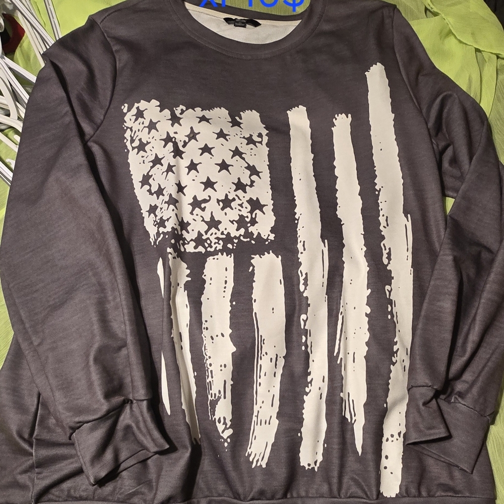 Long sleeved t shirt